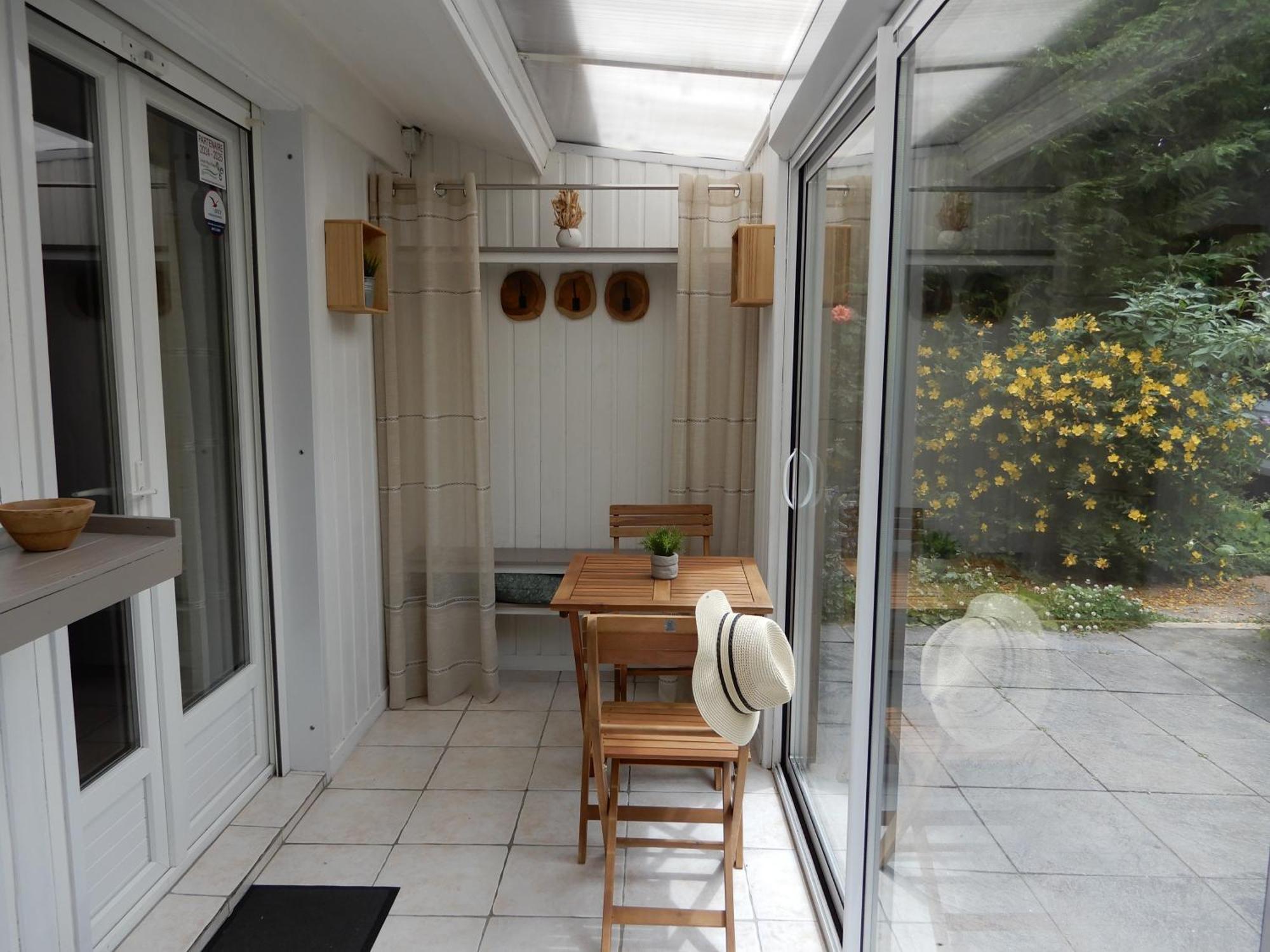 Le Cottage Exotique Du Lutin Many & Son Bain Nordique Saint-Christophe-Sur-Conde المظهر الخارجي الصورة